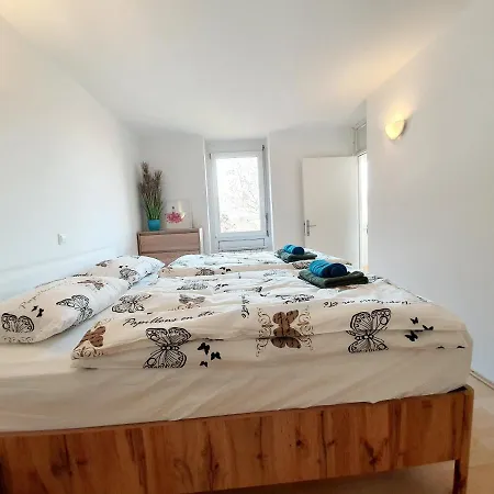 Bossa Nova Castle&outstanding With Garage Ljubljana